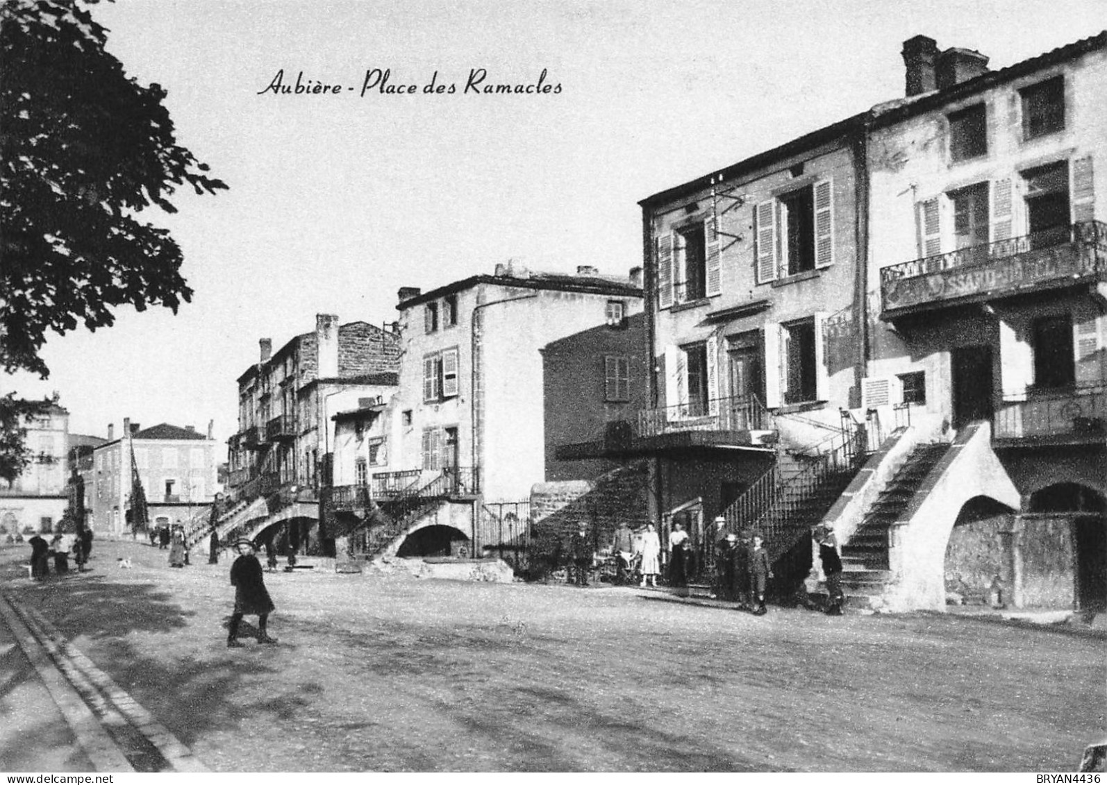 63 - AUBIERE - PLACE Des RAMACLES - CPSM - TRES BON ETAT - Aubiere