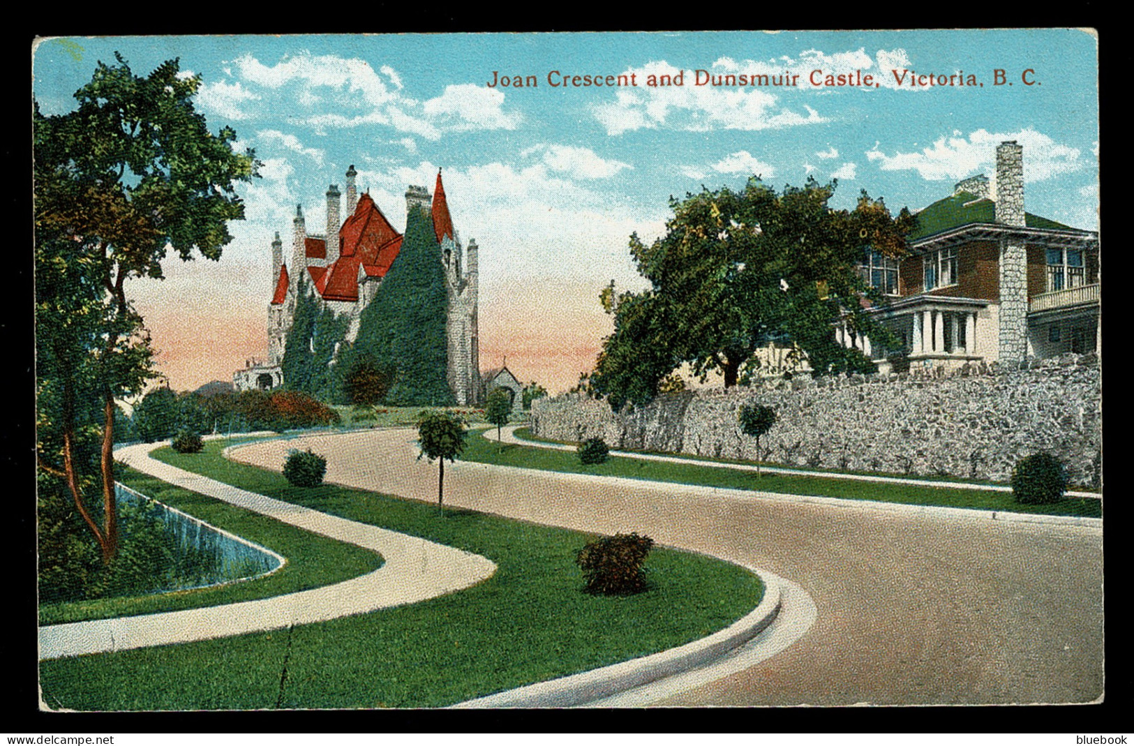 Ref 1621 - Early Postcard - Joan Crescent & Dunsmuir Castle - Victoria Vancouver Island B.C. Canada - Victoria