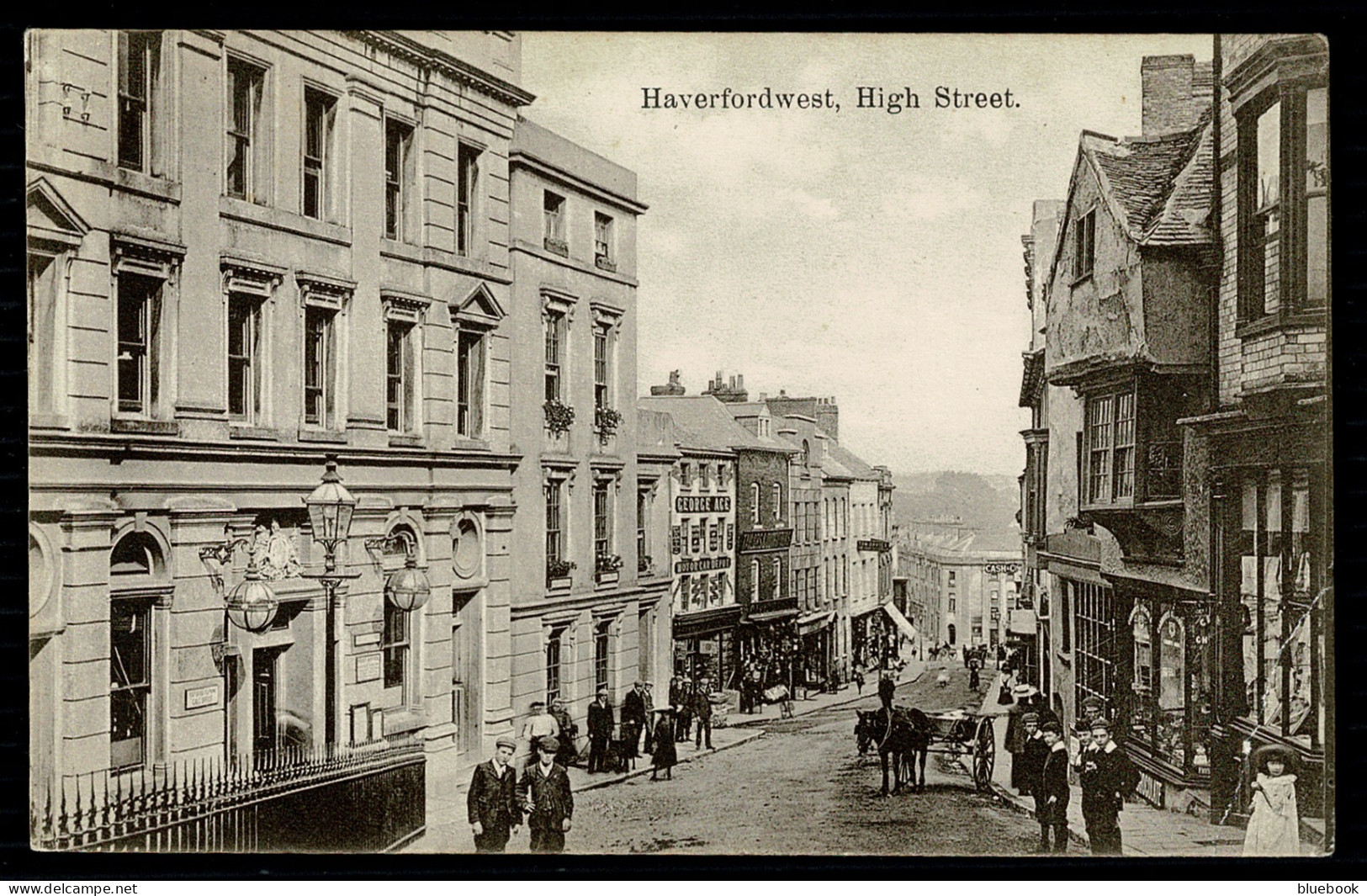 Ref 1622 - Early Postcard - High Street & Post Office Haverfordwest - Pembrokeshire Wales - Pembrokeshire