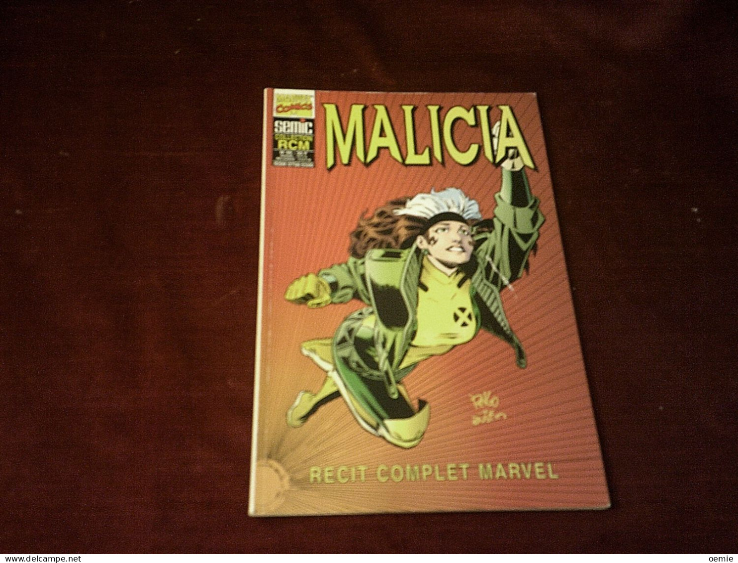 MALICIA  N° 49 - Collections