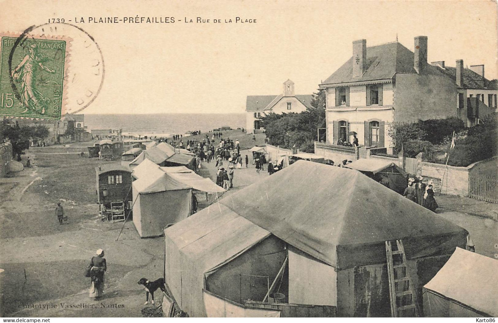 La Plaine Sur Mer * Préfailles * La Rue De La Plage * Fête Foraine ? Cirque ? - La-Plaine-sur-Mer