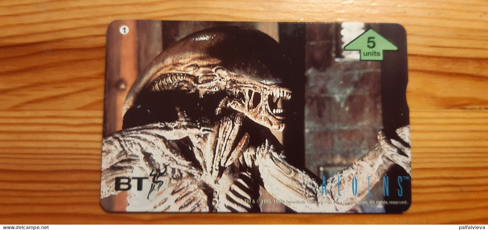 Phonecard United Kingdom BT 505D - Aliens 2.000 Ex. - BT Commemorative Issues