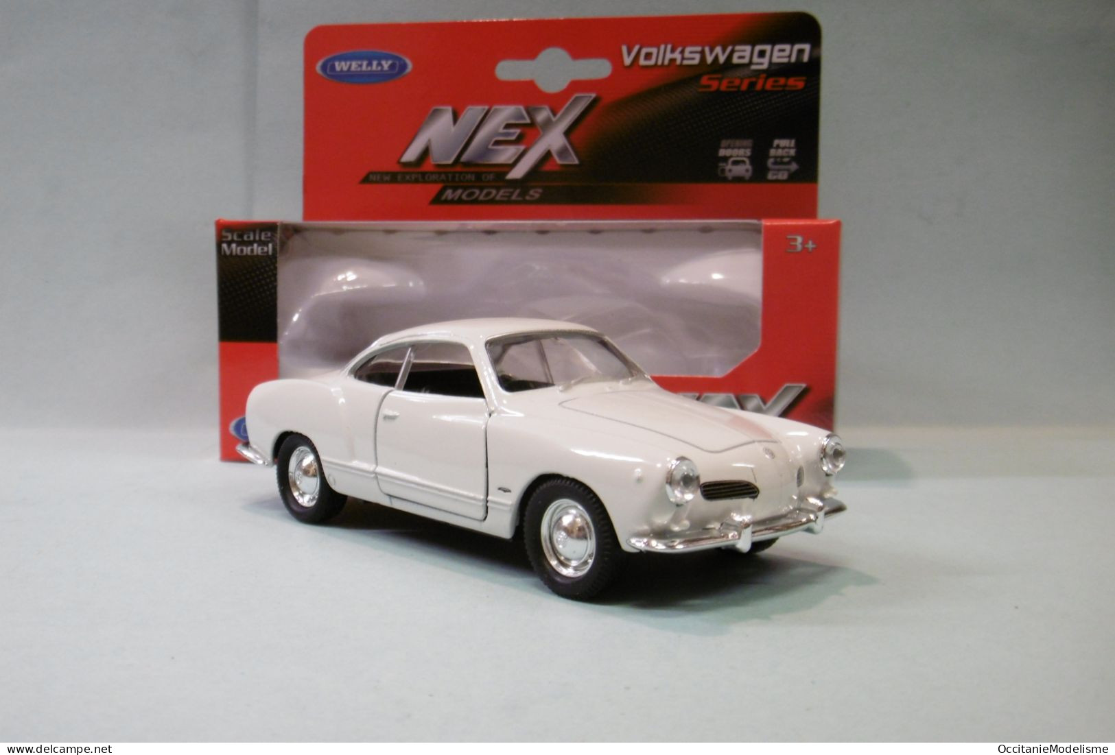 Welly Nex - VW VOLKSWAGEN KARMANN GHIA Coupé Blanc Réf. 43634 BO 1/36 - Escala 1:32