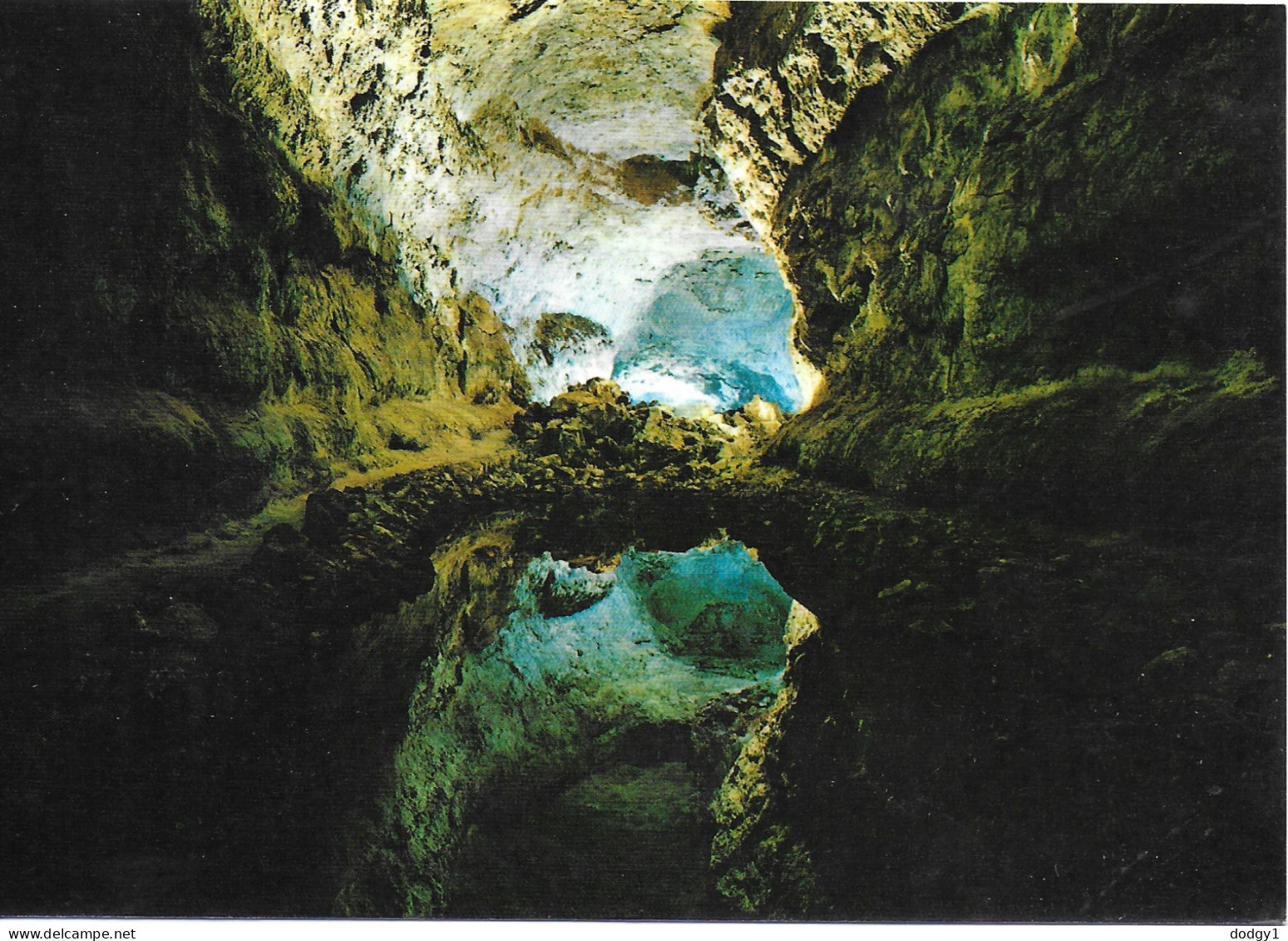 GREENS CAVE, LANZAROTE, CANARY ISLANDS, SPAIN. UNUSED POSTCARD   Wp1 - Lanzarote