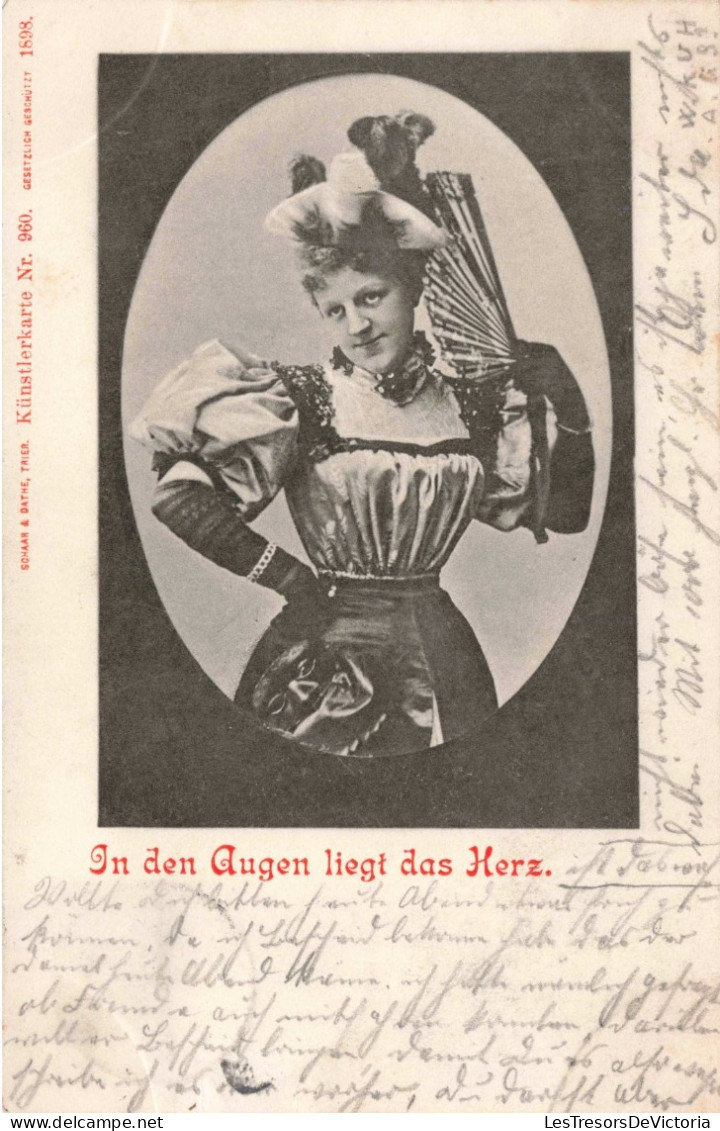 CPA - Portrait - Médaillon - In Den Augen Liegt Das Herz - Femme Avec Un éventail  - Carte Postale Ancienne - Fotografia