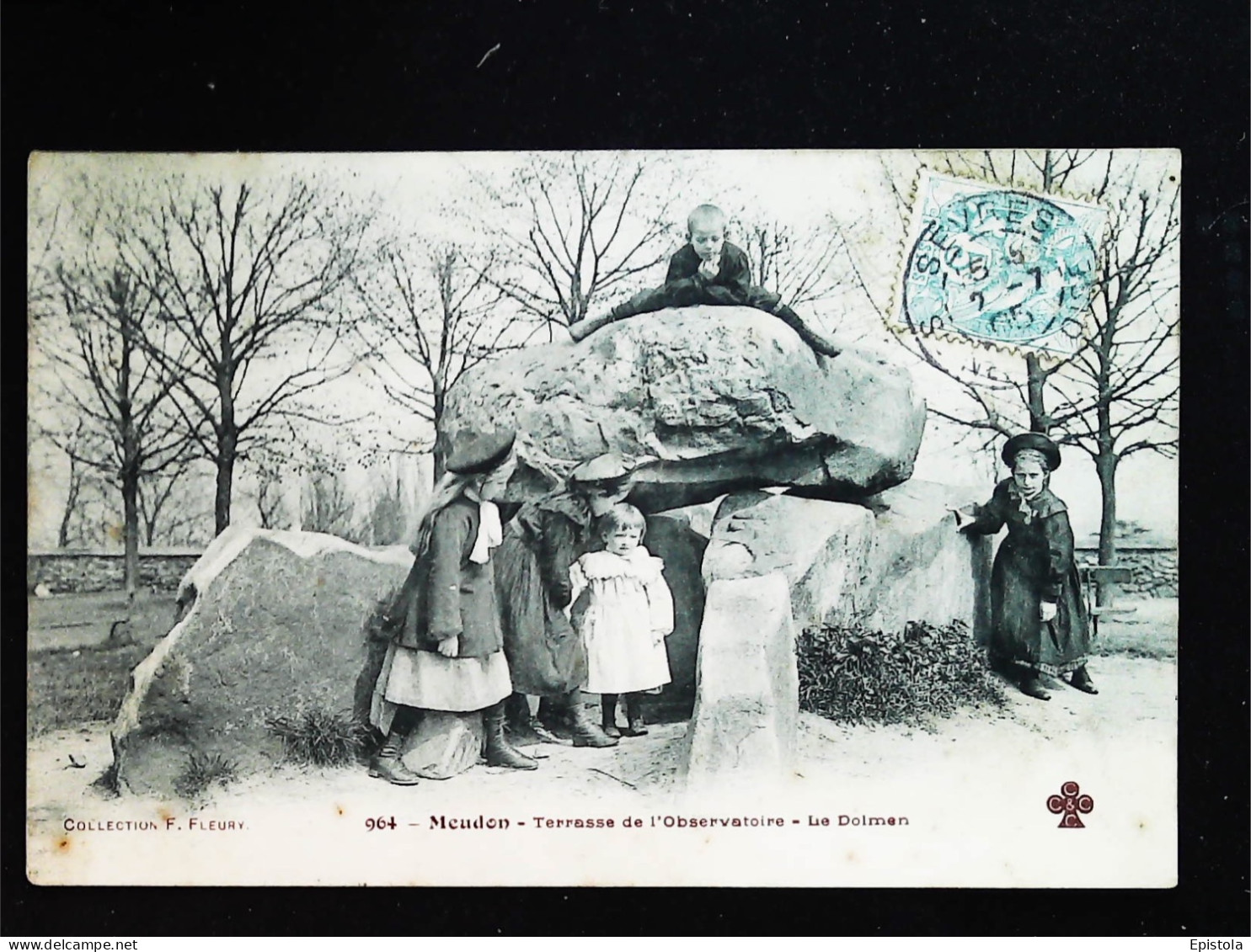 ► MEUDON - TERRASSE DE L'OBSERVATOIRE - LE DOLMEN - (TRES ANIMEE - GROUPE D'ENFANTS) - Dolmen & Menhirs