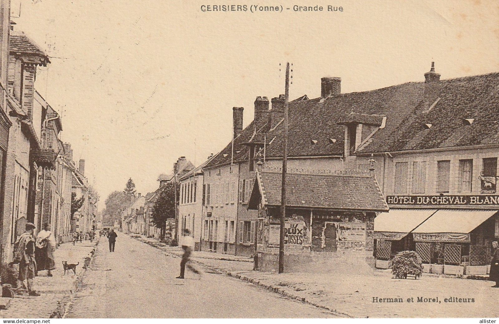 CPA 89 _ CERISIERS ( Yonne ) _ Grande Rue - {S29-23} - Cerisiers