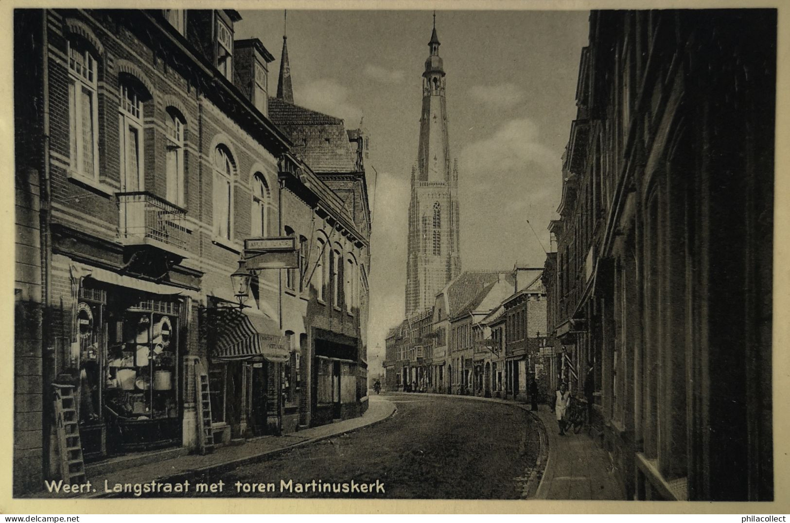 Weert // Langstraat Met Toren Martinuskerk (Winkels) 1934 - Weert