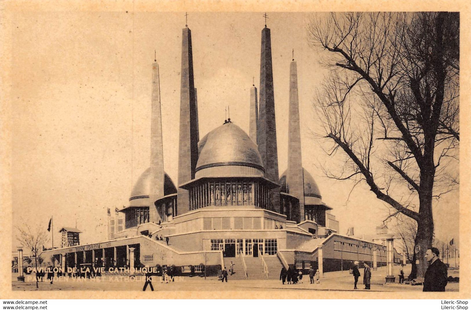 Exposition Universelle 1935 - PAVILLON DE LA VIE CATHOLIQUE.  PAVILJOEN VAN HET KATHOLIEKE LEVEN - Wereldtentoonstellingen