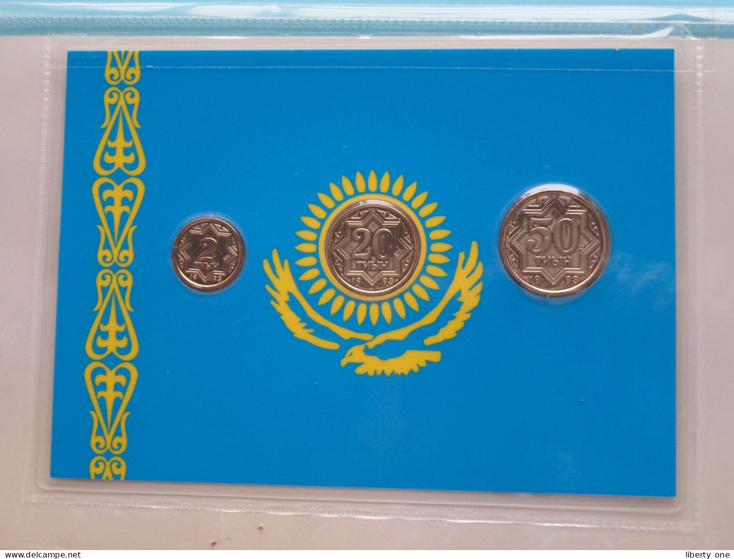 Set Of 3 Coins > KAZACHSTAN ( DETAIL > Voir / See SCANS ) Gold Plated ! - Kazakistan