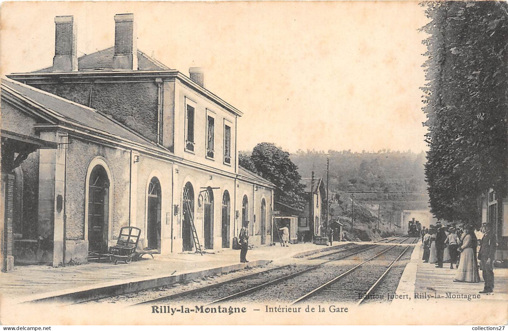 51-RILLY-LA-MONTAGNE- INTERIEUR DE LA GARE - Rilly-la-Montagne