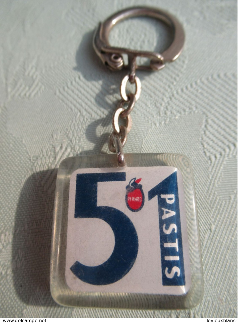 Porte-Clé Publicitaire Ancien/Spiritueux /PASTIS 51 /Plastique / Vers 1960-1970   POC582 - Key-rings