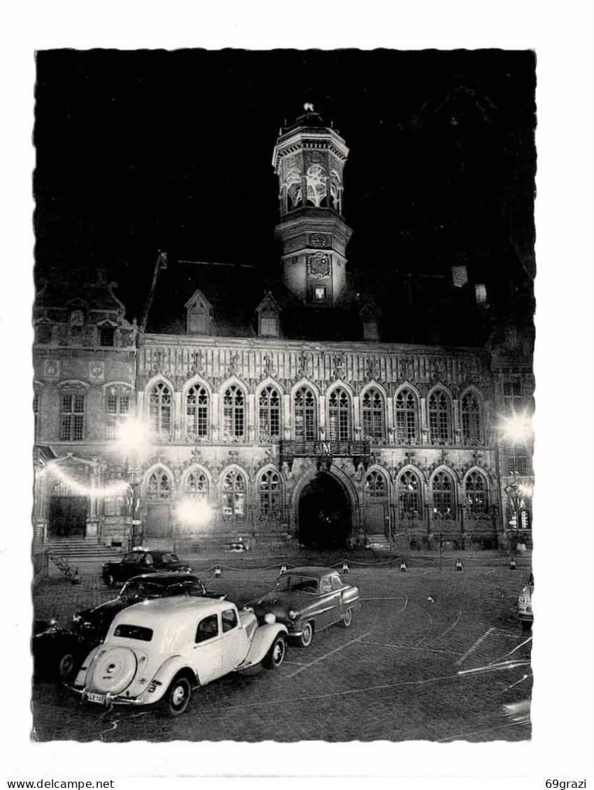 Mons - Illumination Hôtel De Ville Citroën Traction - Mons