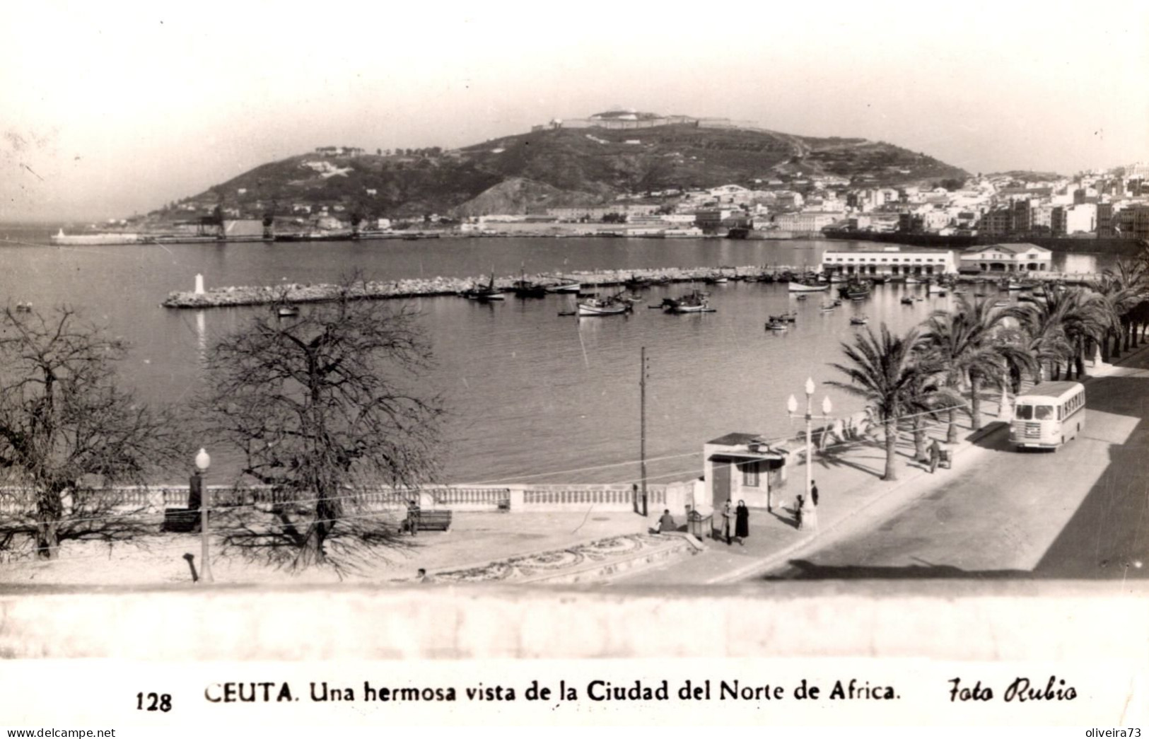 CEUTA - Una Hermosa Vista De La Ciudad Del Norte De Africa - Ceuta