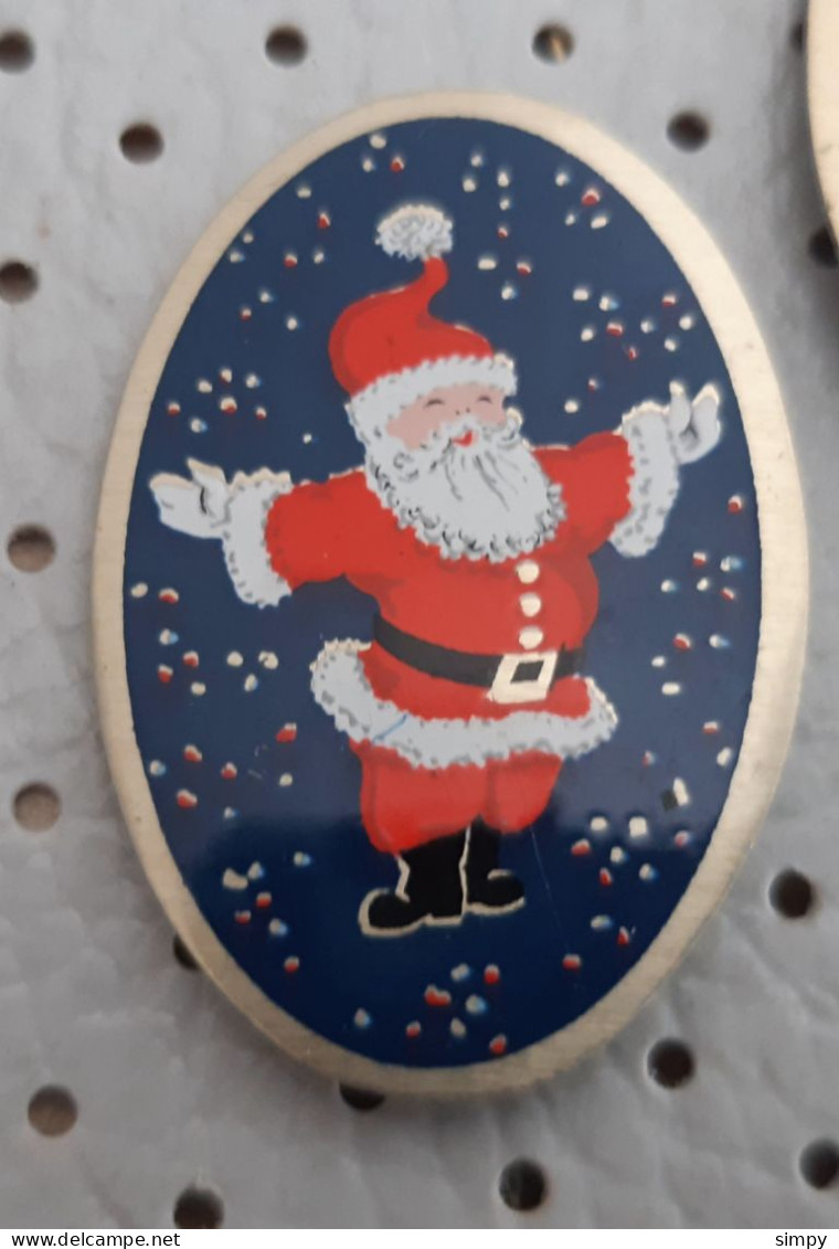 Happy New Year  Christmas Santa Claus Slovenia Pin - Weihnachten