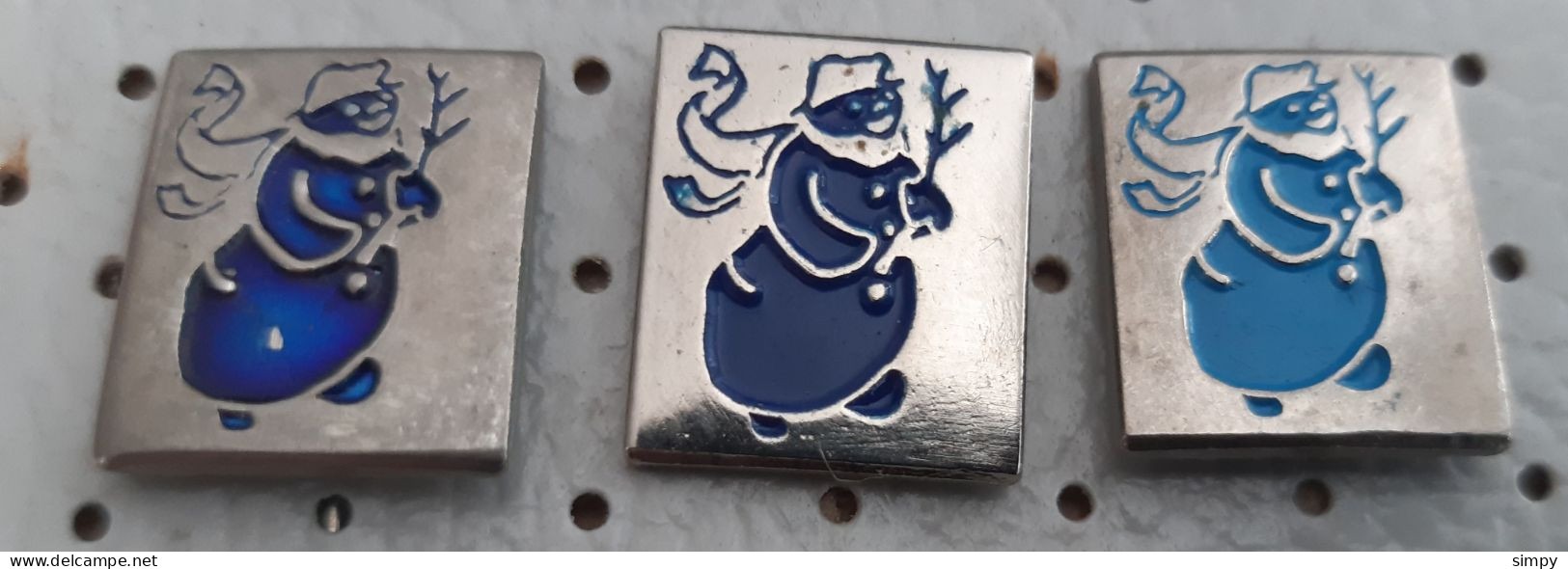 Snow Man Happy New Year  Slovenia Pins - Natale