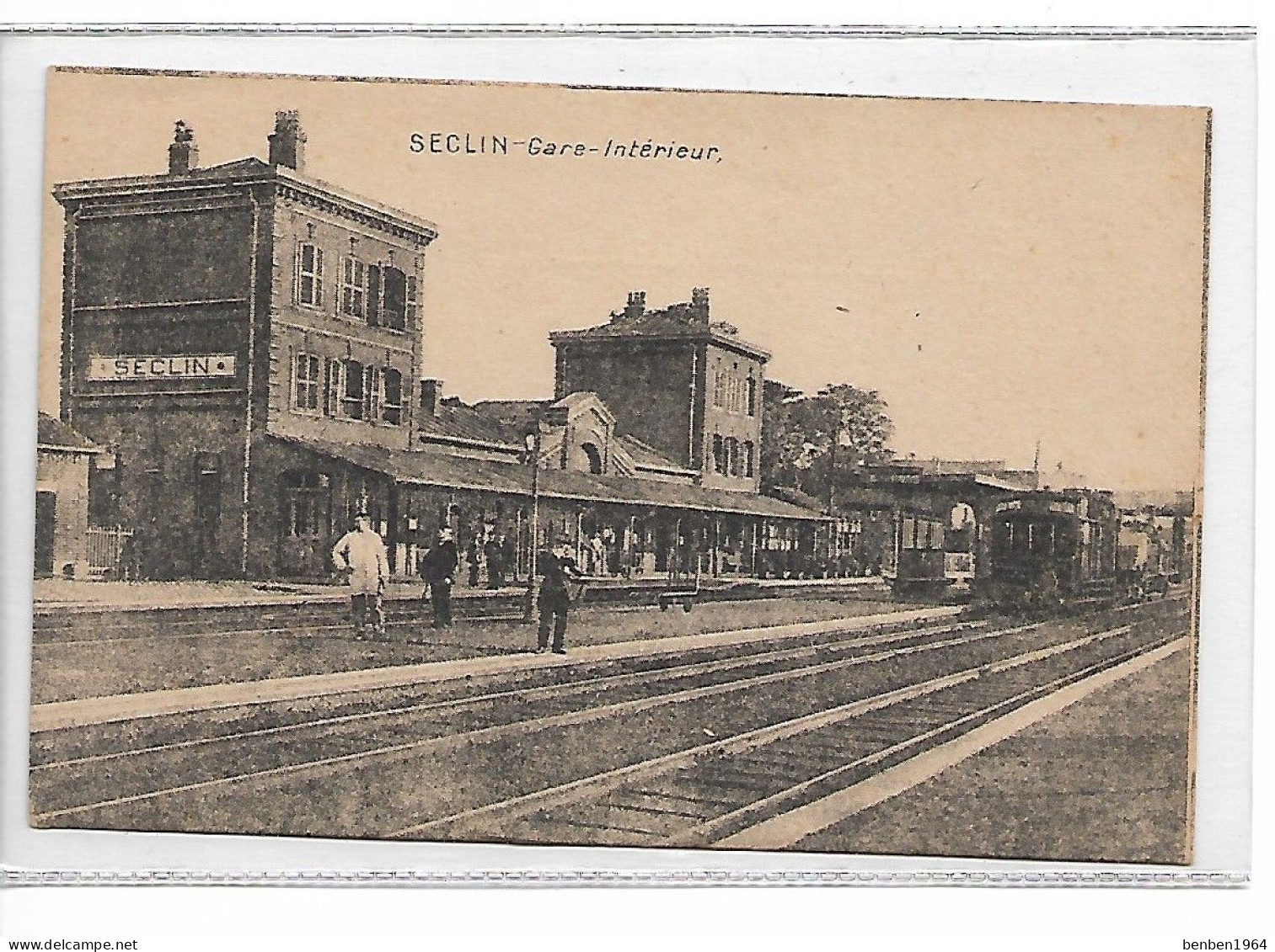 SECLIN  Gare - Intérieur - Seclin
