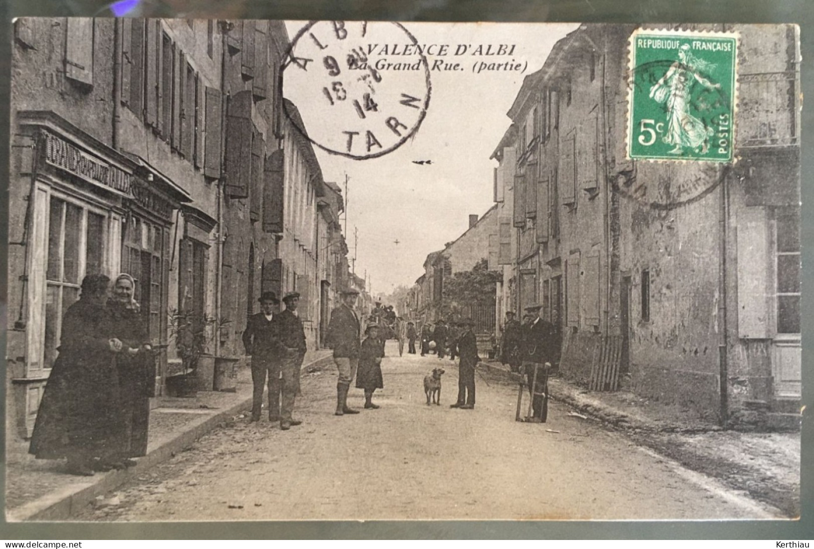 Valence D'Albi - La Grand Rue. Animée (+ De 10 Pers.), Circulée 1914 - Valence D'Albigeois