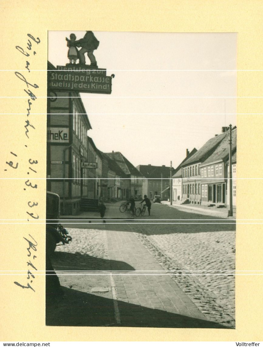 Orig. Foto 1937 Putlitz Brandenburg, Blick In Die Königstraße, Apotheke, Geschäfte - Putlitz