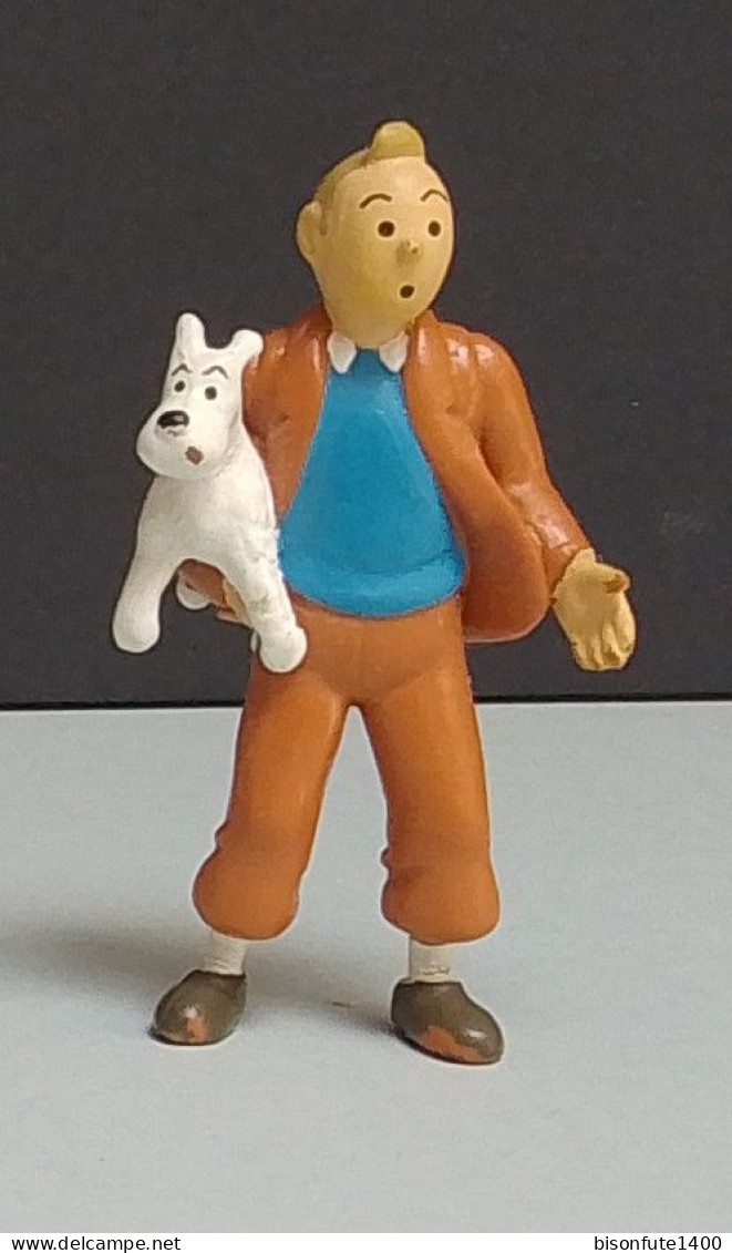 Tintin : Figurine TINTIN Tenant Milou Dans Son Bras PLASTOY De 1994 En Plastique Souple - H. 80mm ( Voir Photos ). - Kuifje