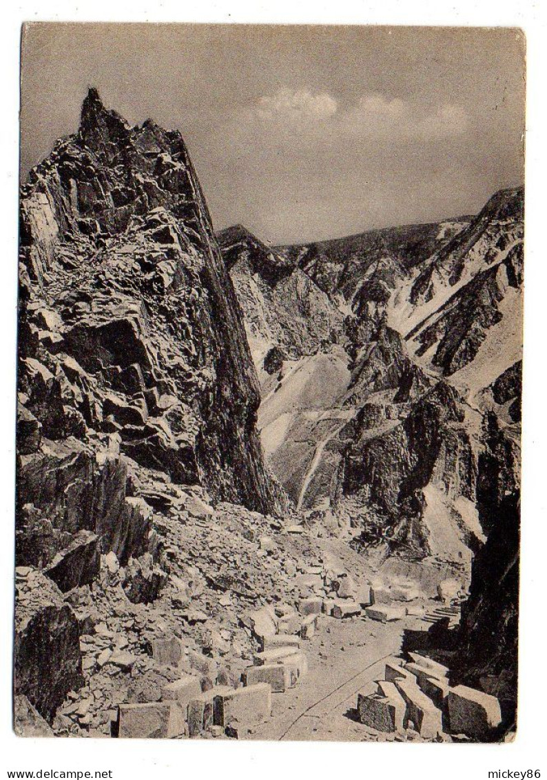 Italie--CARRARA--1955--Cave Di Marmo...timbre...cachet...griffes - Carrara