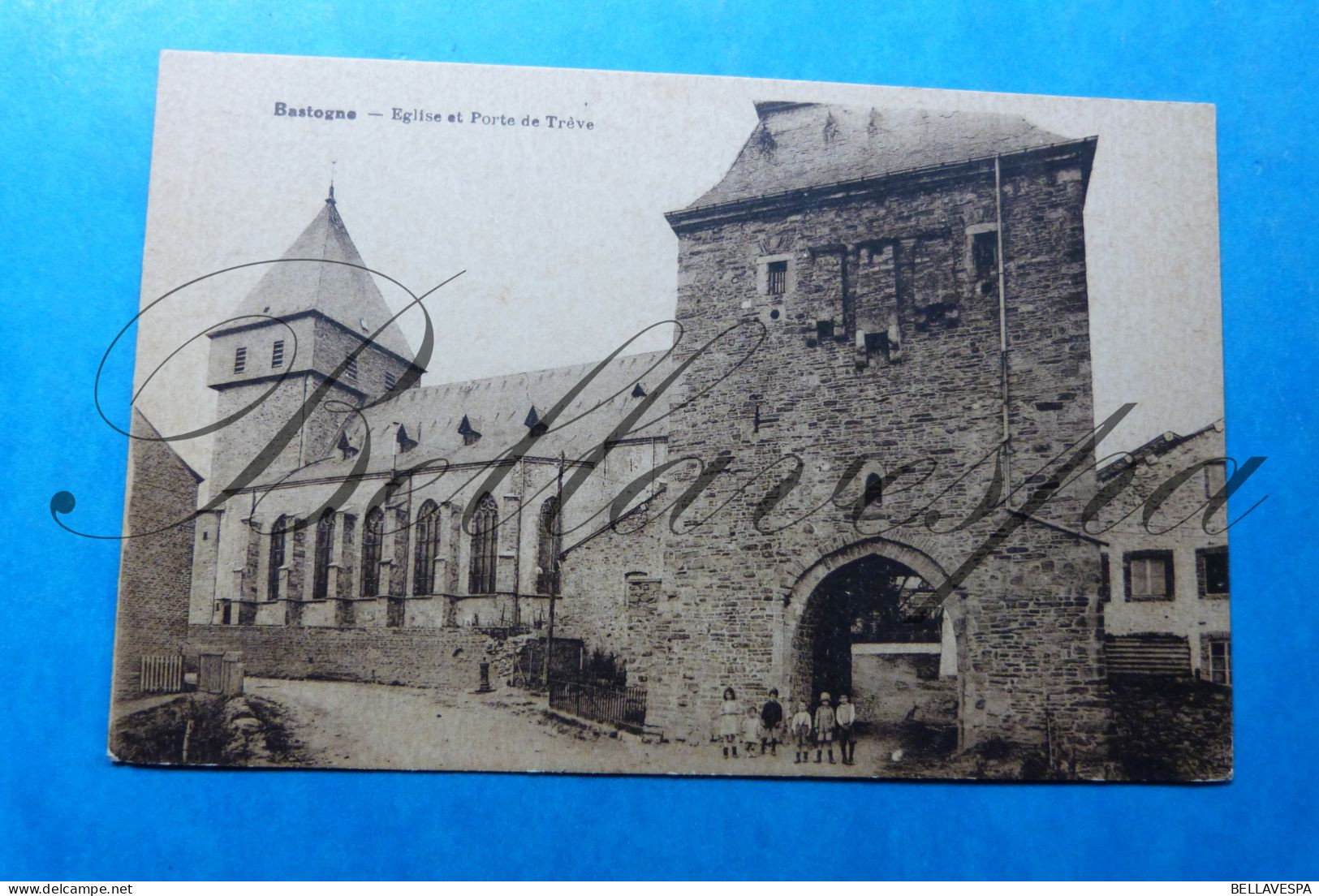 Bastogne Eglise Et Porte De Trève - Bastogne