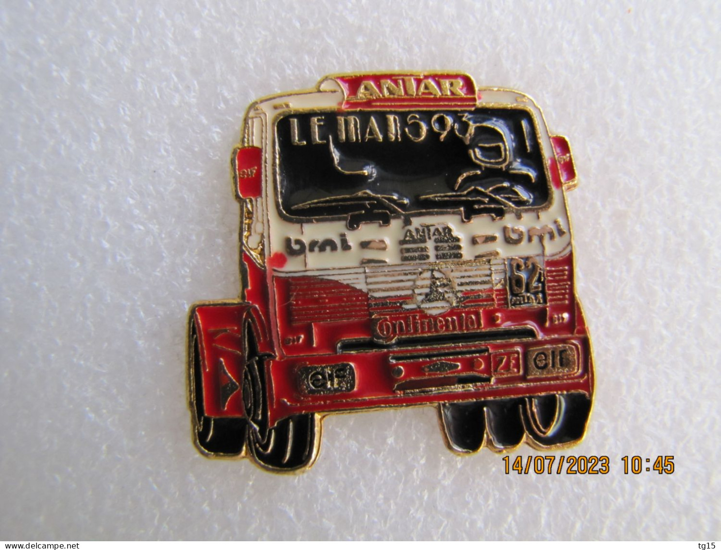 PIN'S     CAMION  MERCEDES-BENZ  LE MANS 1993  ANTAR  ELF - Mercedes