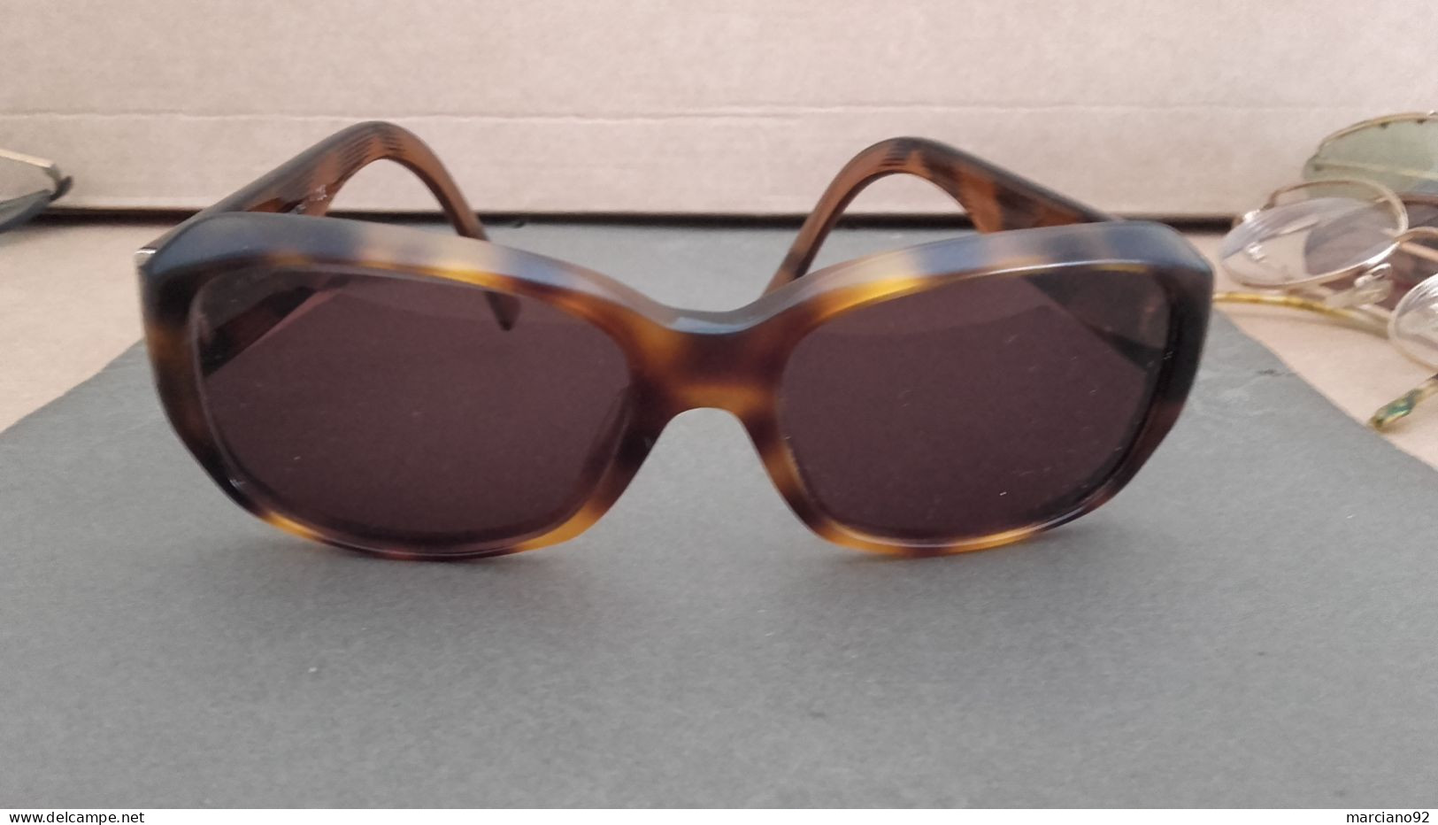 Rare Paire De Lunettes BURBERRY D'origine Made In Italy - Lunettes De Soleil