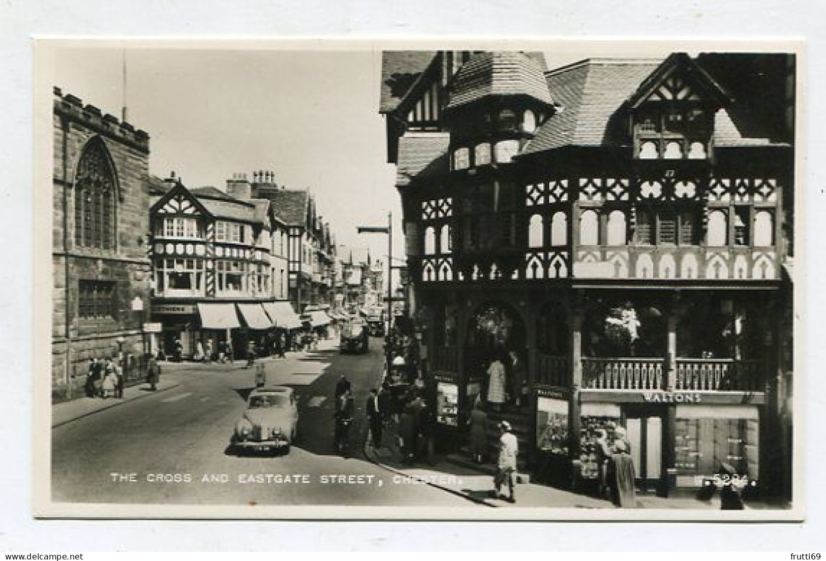 AK 146274 ENGLAND - Chester - The Cross And Eastgate Street - Chester