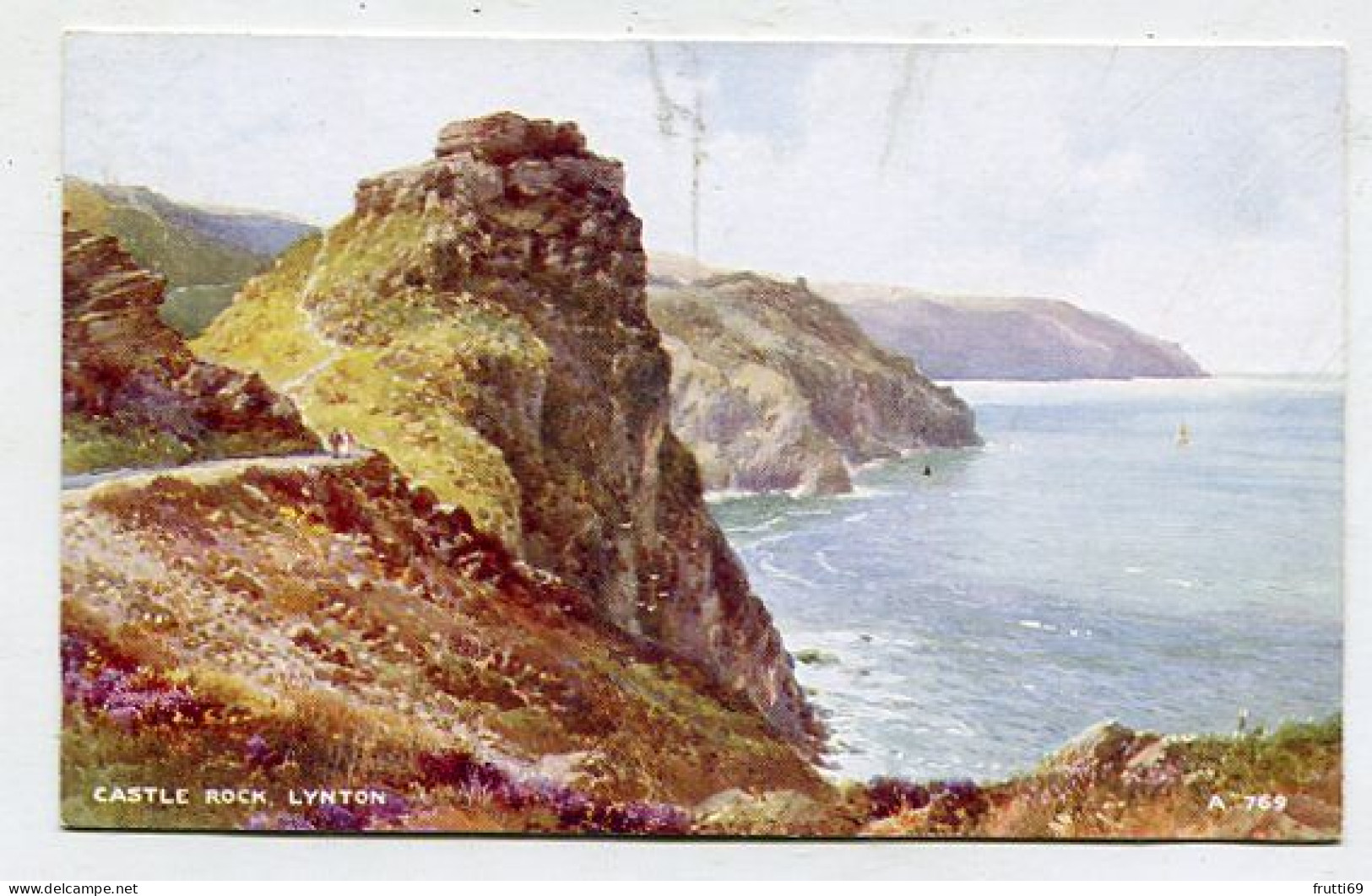 AK 146281 ENGLAND - Lynton - Castle Rock - Lynmouth & Lynton