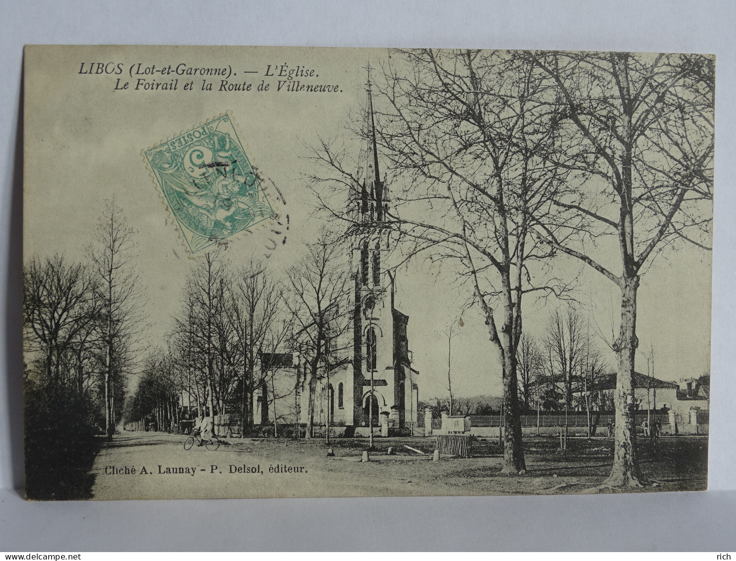 CPA 47 Lot Et Garonne - L'Eglise - Le Foirail Et La Route De Villeneuve - Libos