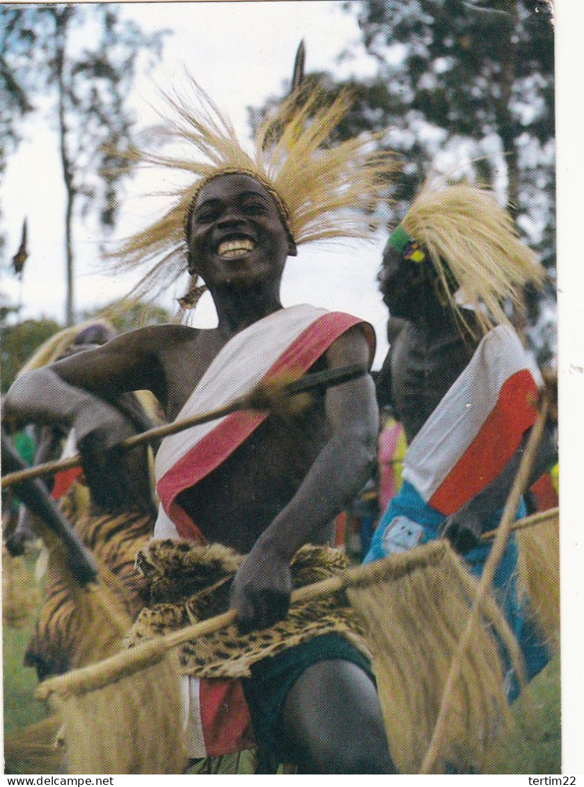 AFRIQUE . BURUNDI . DANSEURS . INTORE - Burundi