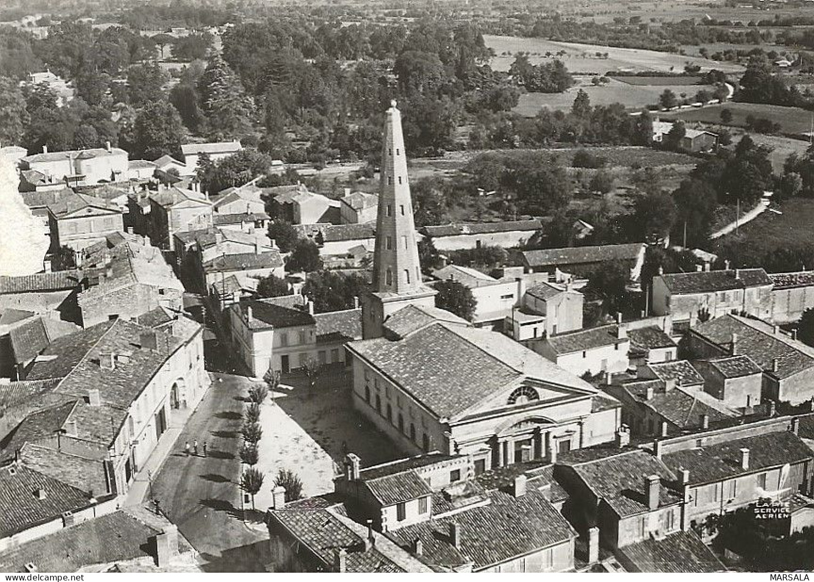 CPSM Blanquefort  Eglise St Martin - Blanquefort