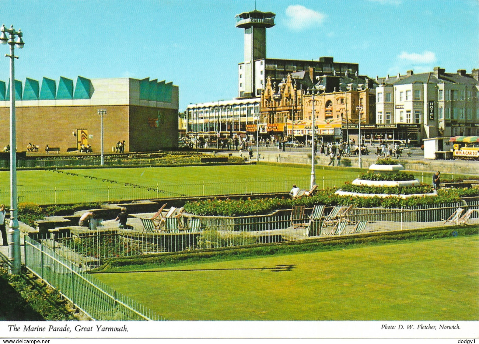 THE MARINE PARADE, GREAT YARMOUTH, NORFOLK, ENGLAND. UNUSED POSTCARD   Wp3 - Great Yarmouth