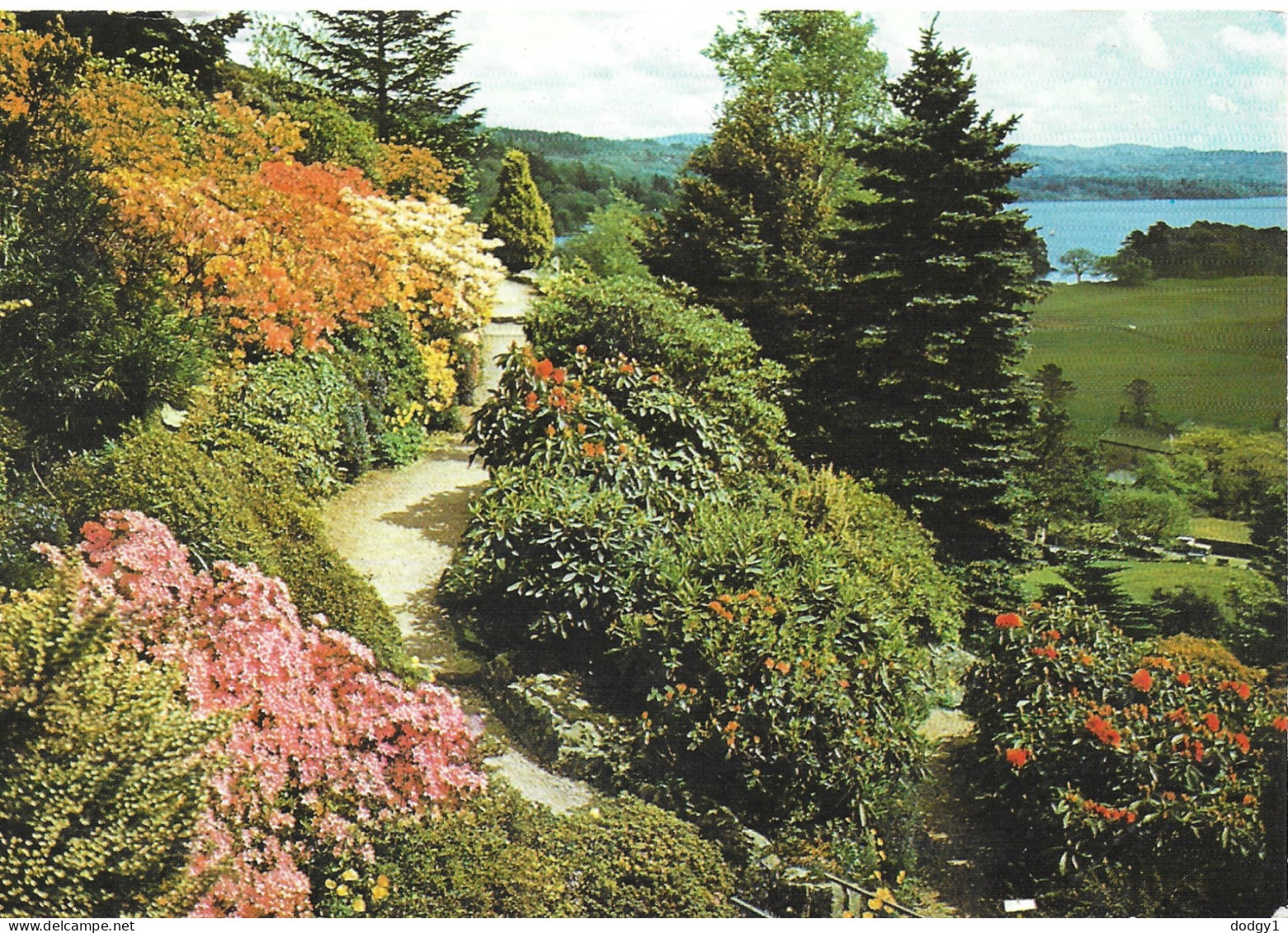 WINDERMERE, CUMBRIA, ENGLAND. UNUSED POSTCARD   Wp3 - Windermere