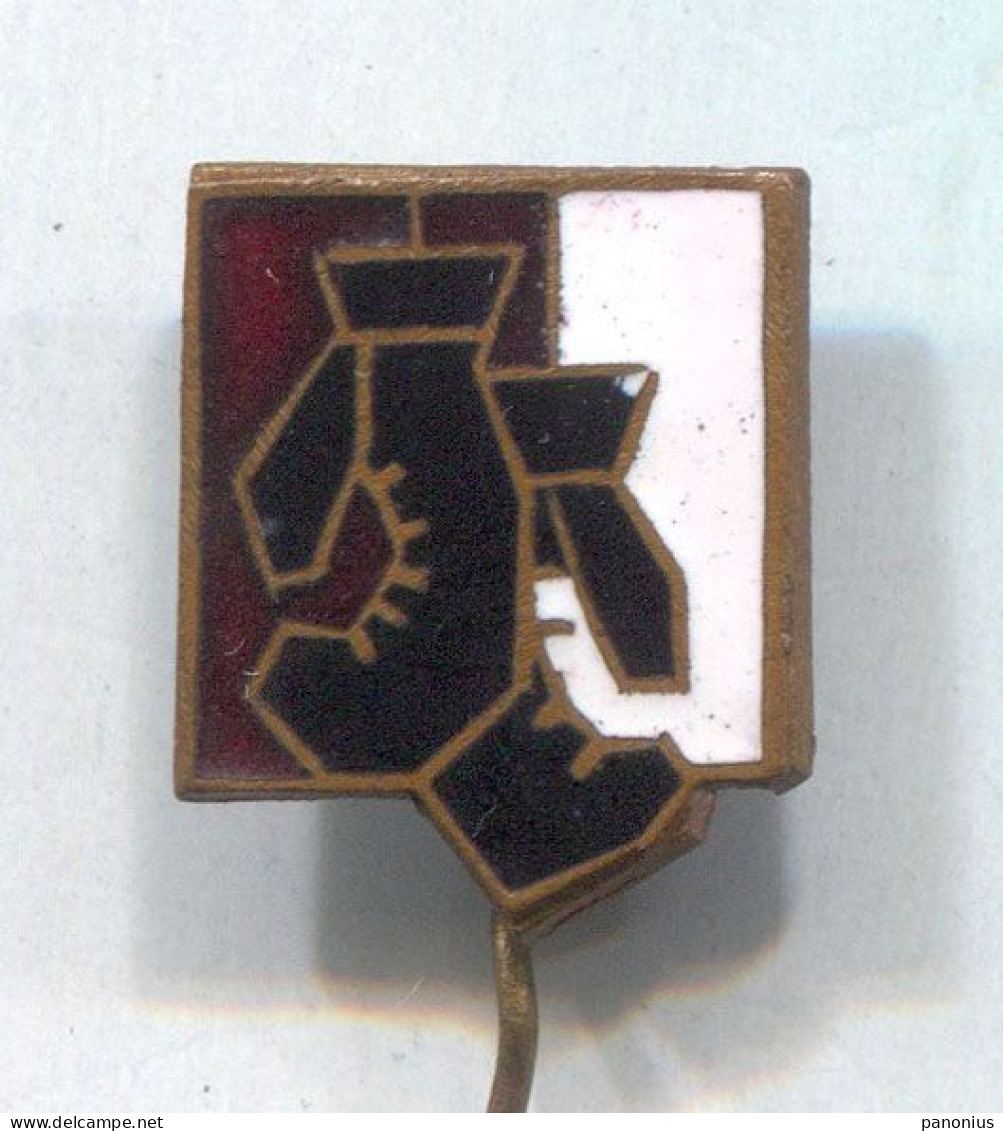 Boxing Box Boxen Pugilato - Enamel  Vintage Pin  Badge  Abzeichen - Boxen