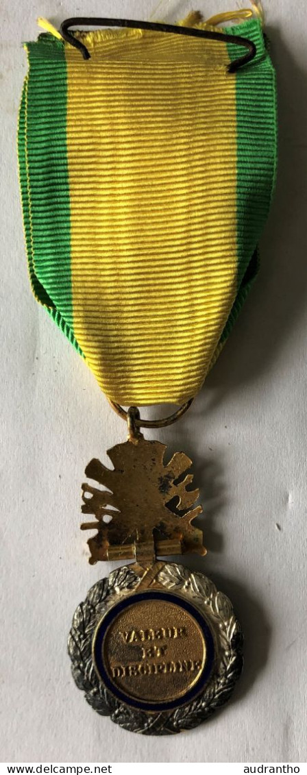 Médaille Militaire - Valeur Et Discipline - République Française - 1870 - Vers 1920-1950 - Francia