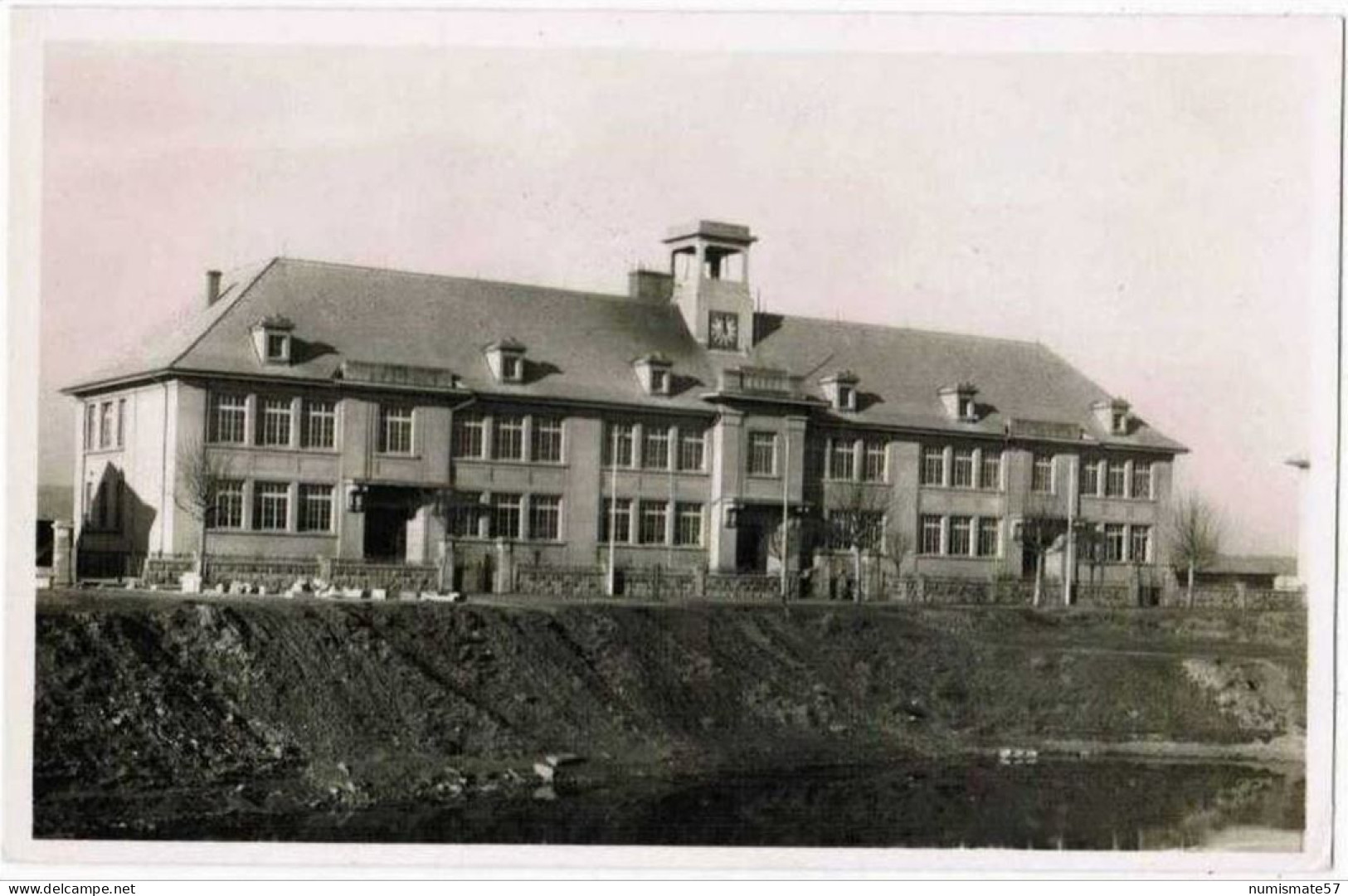 CPA HAGONDANGE Cité - L'Ecole - Coll. T. Bolzinger , Hagondange - Hagondange