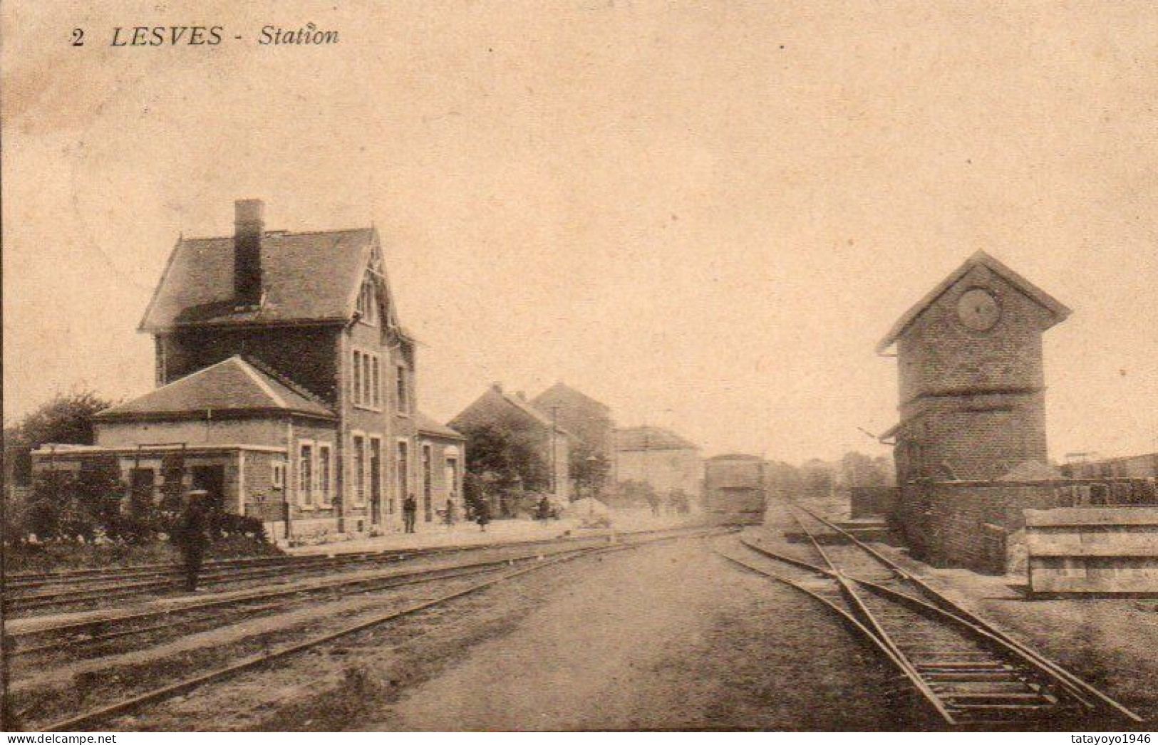 Lesves  Station Train Voyagé En 1932 Ne Possède Plus De Timbre - Profondeville