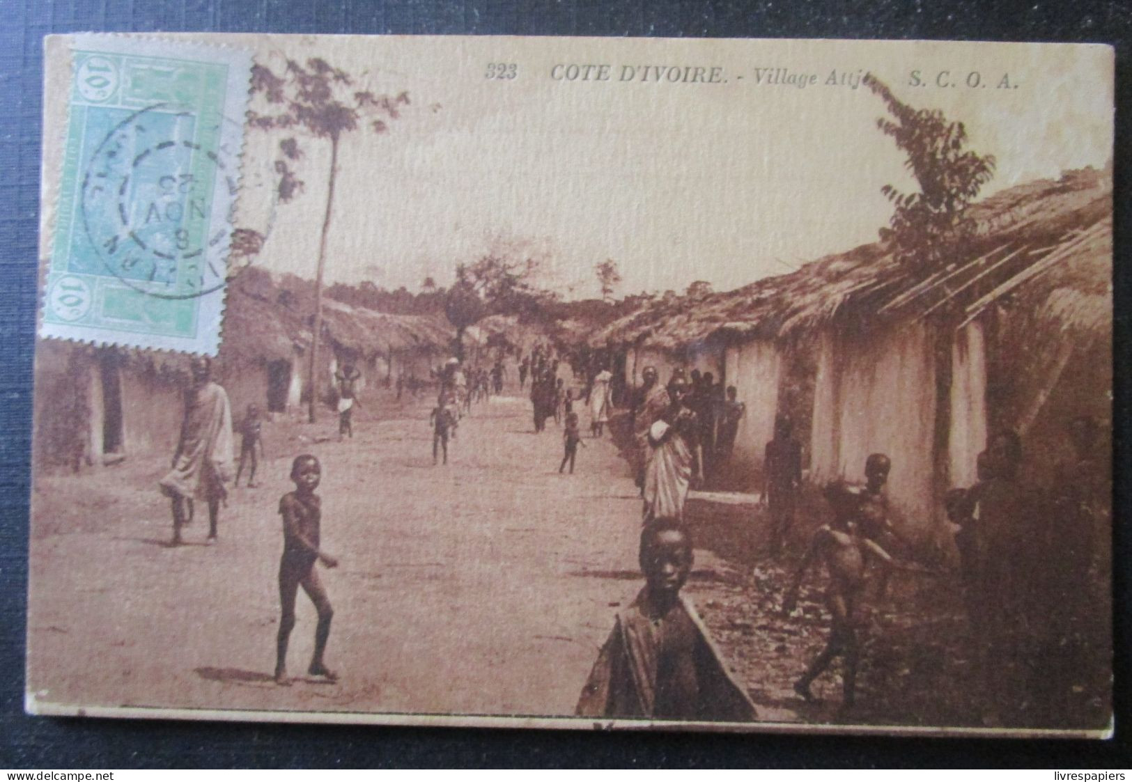 Côte D'ivoire Village Auje Cpa Timbrée - Ivory Coast