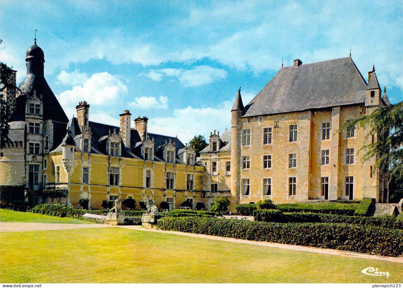 86 - Bonnes - Le Château De Touffou (XIVe Et XVe Siècles) - Chateau De Touffou