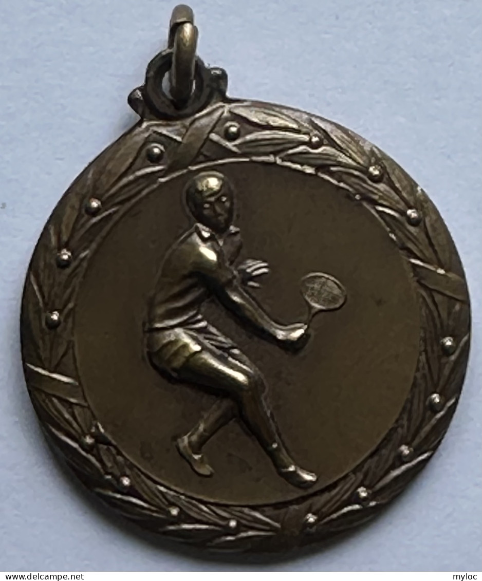 Tennis. Médaille En Bronze. F.R.B.L.T. Championnat De Belgique Interclubs. 1968. Racing Bruxelles.  - Autres & Non Classés