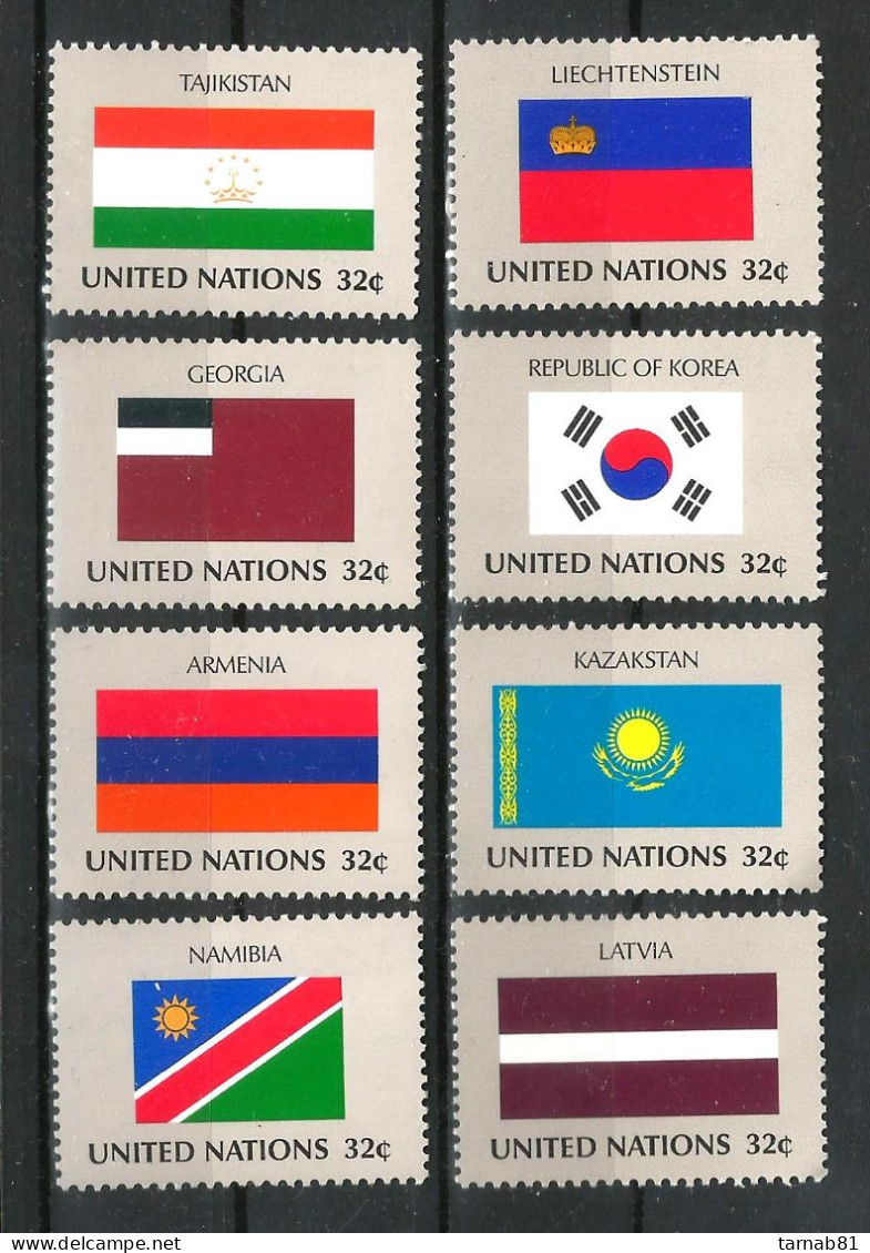 196 Flaggen Flags Drapeaux ONU 1980 1981 1982 1983 1984 1985 1986 1987 1988 1989 1997 1998 1999 2001 2007