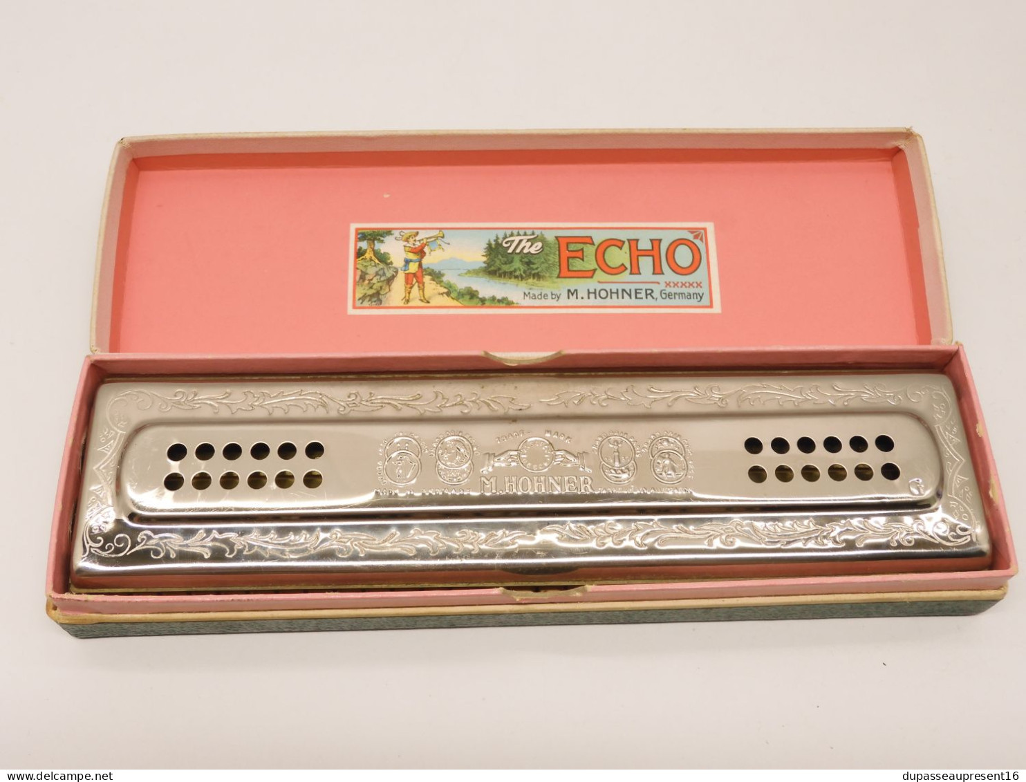 -ANCIEN HARMONICA M HONER THE ECHO HARP dans sa boite made in Germany vitrine    E