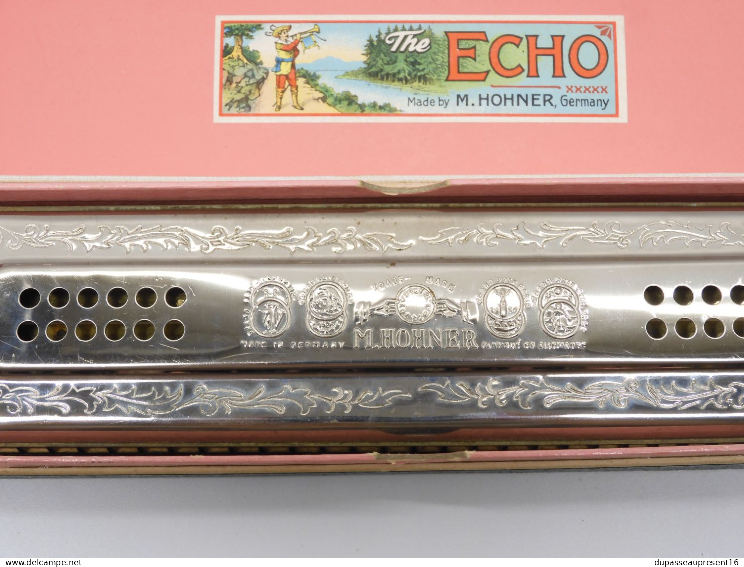 -ANCIEN HARMONICA M HONER THE ECHO HARP dans sa boite made in Germany vitrine    E