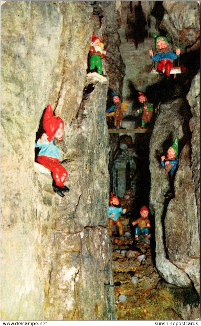 Tennessee Chattanooga Rock City Fairyland Gardens Jolly Gnomes At Play - Chattanooga