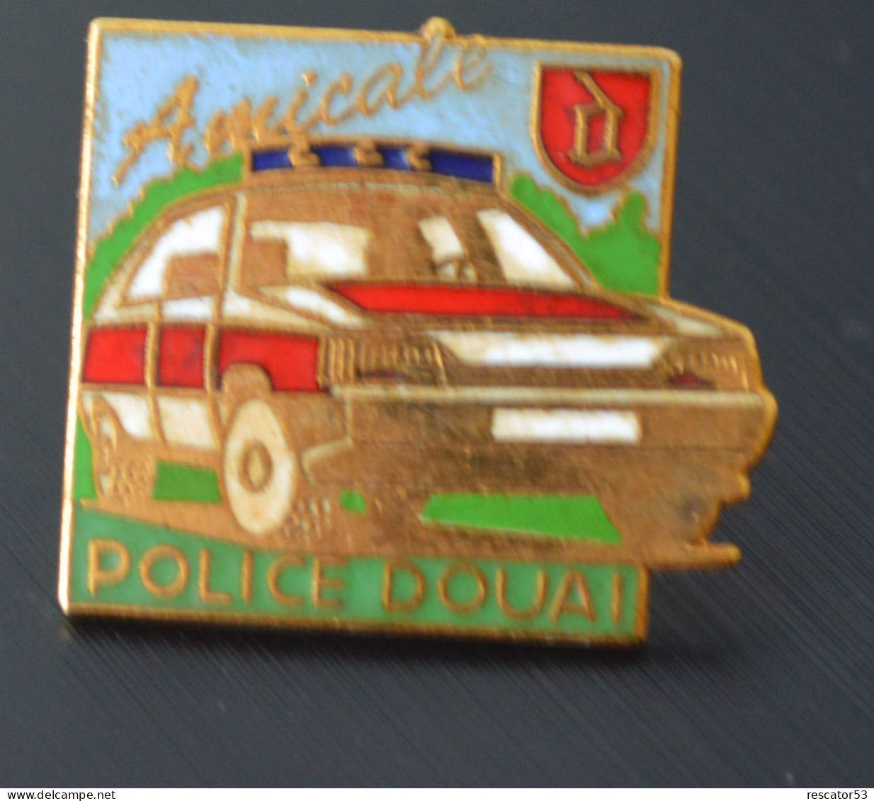 Pin's Police Amicale De Douai - Police