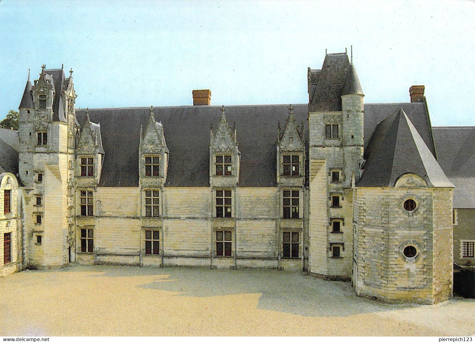 44 - Haute Goulaine - Château De Goulaine (XVe Et XVIIe Siècles) - La Cour D'honneur - Haute-Goulaine