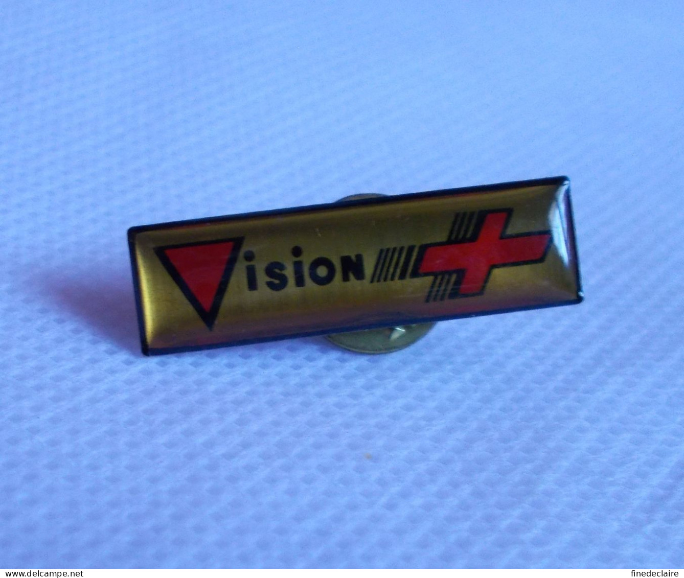 Pin's - Vision + - Photographie