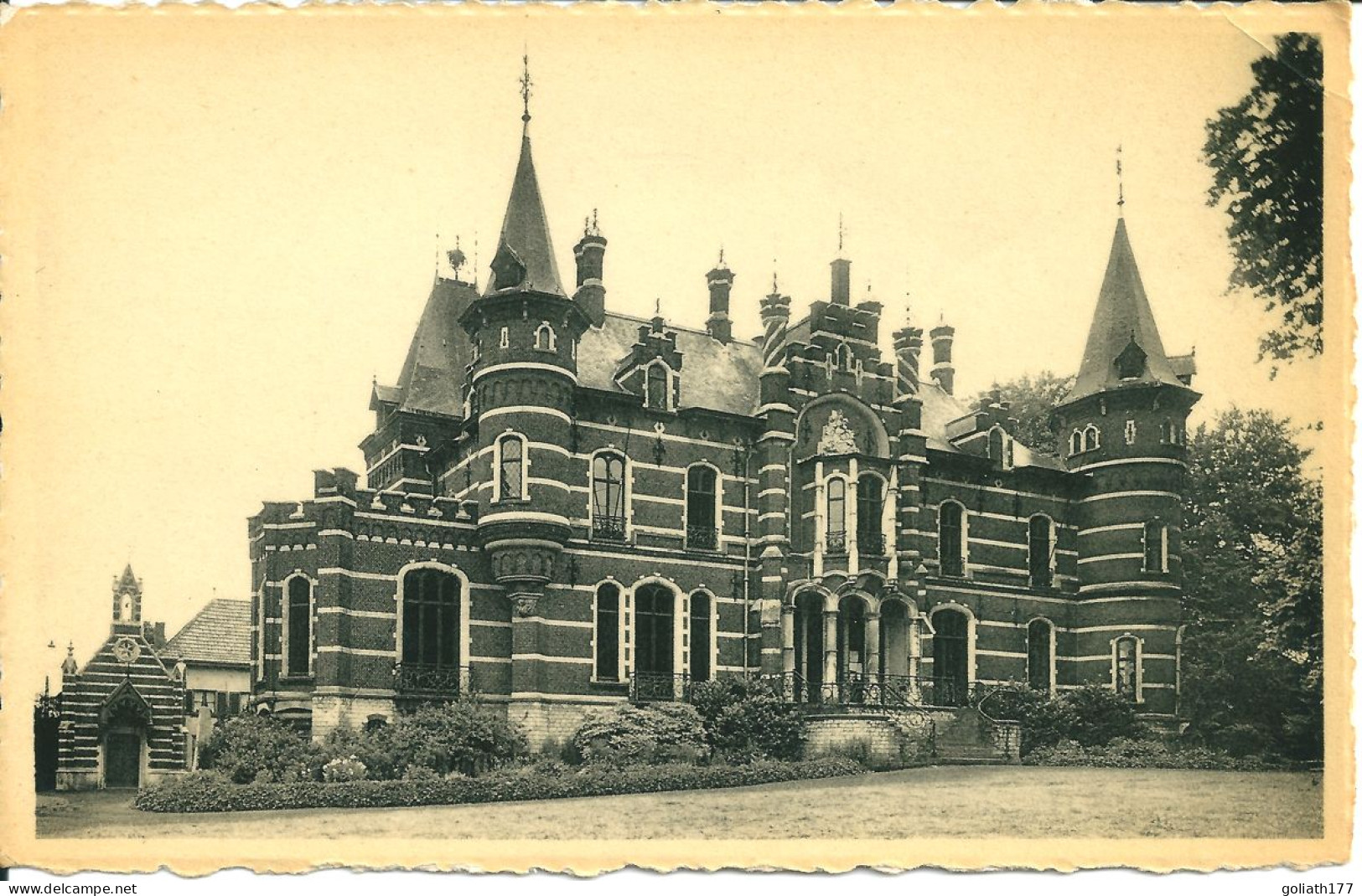 Hoeilaart - Gemeentehuis (oud Kasteel De La Rocheterie) - Maison Communale (ancien Chateau De La Rocheterie) - Hoeilaart